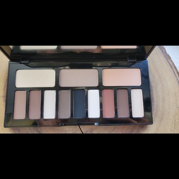 Kat Von D Shade & Light Eye Contour Palette - Picture 2 of 4